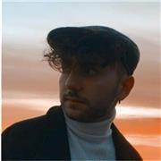 Laureando in lettere offre lezioni provate di letteratura, grammatica, musica, arte